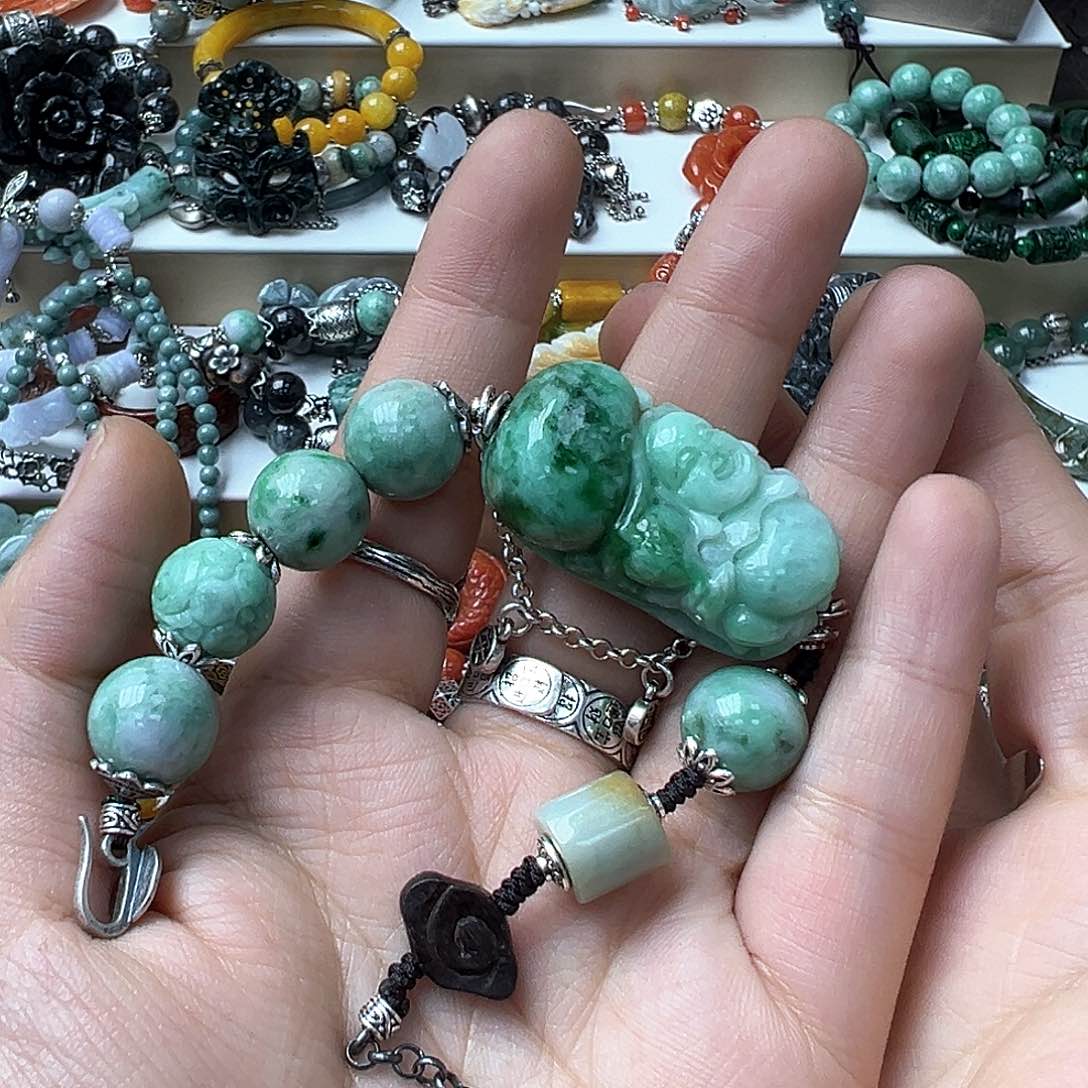 翡翠戒指未镶嵌大*鹰