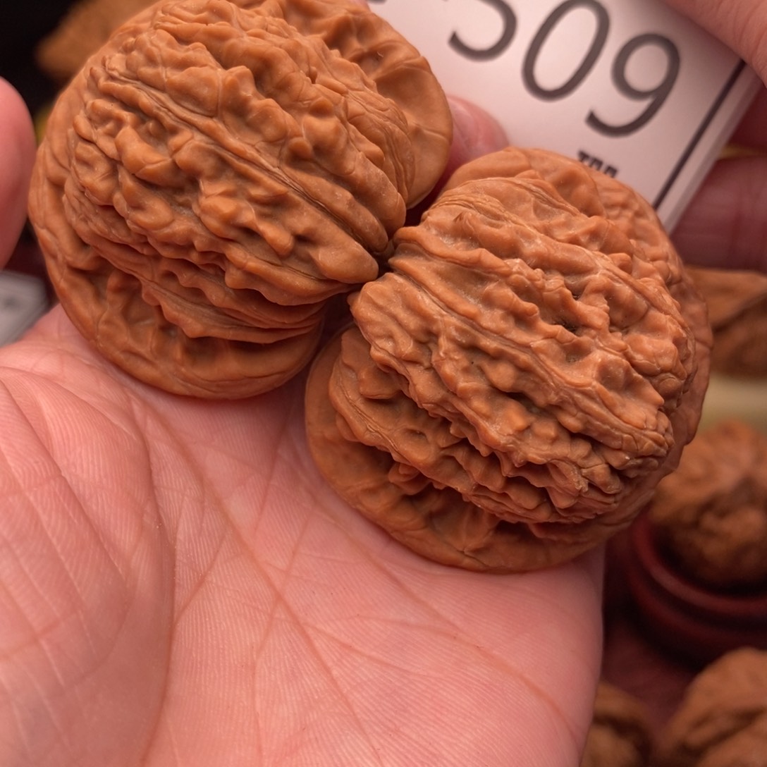 文玩核桃把件汉高楼44