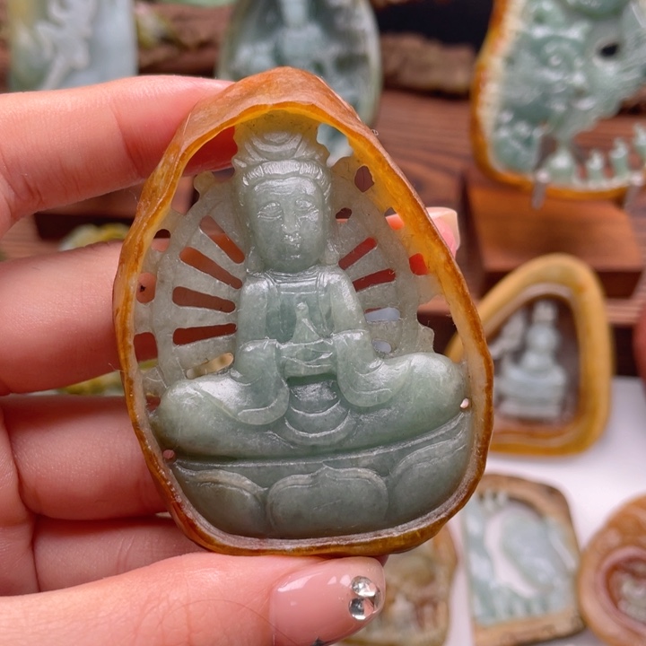 定制翡翠未镶嵌翡翠