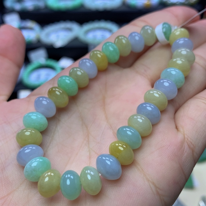 翡翠手链未镶嵌翡翠