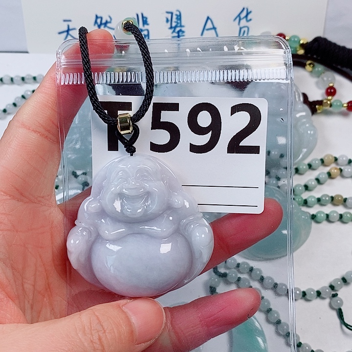 翡翠颈饰未镶嵌天然