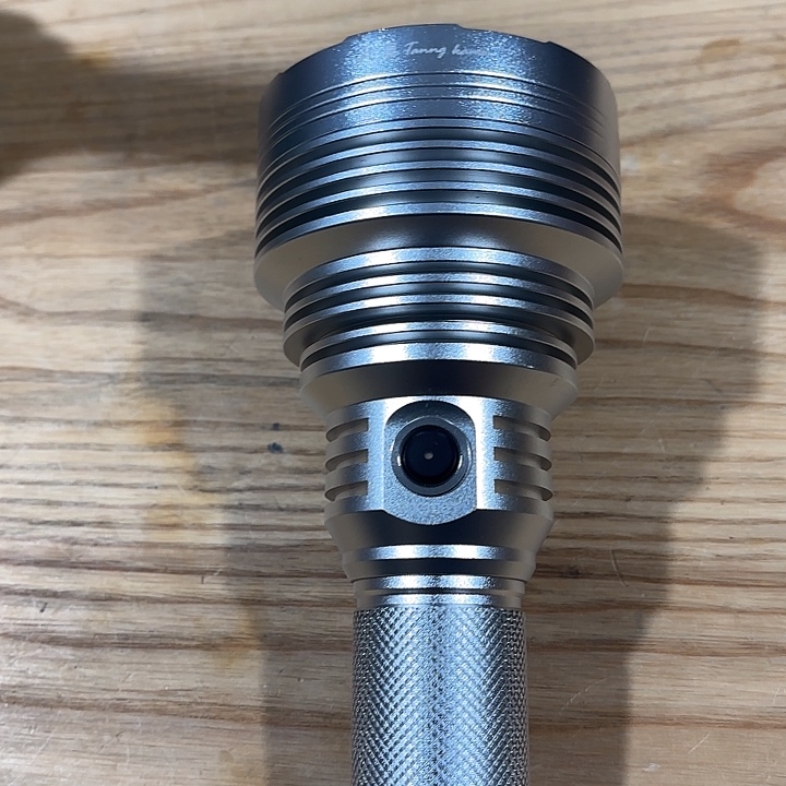 丸龟RX300T远射手电