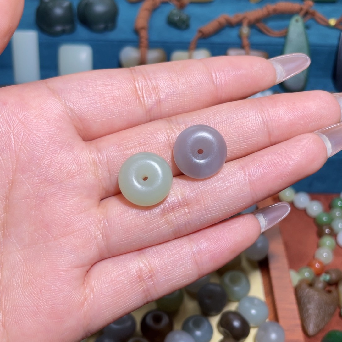 和田玉未镶嵌颈饰易*心