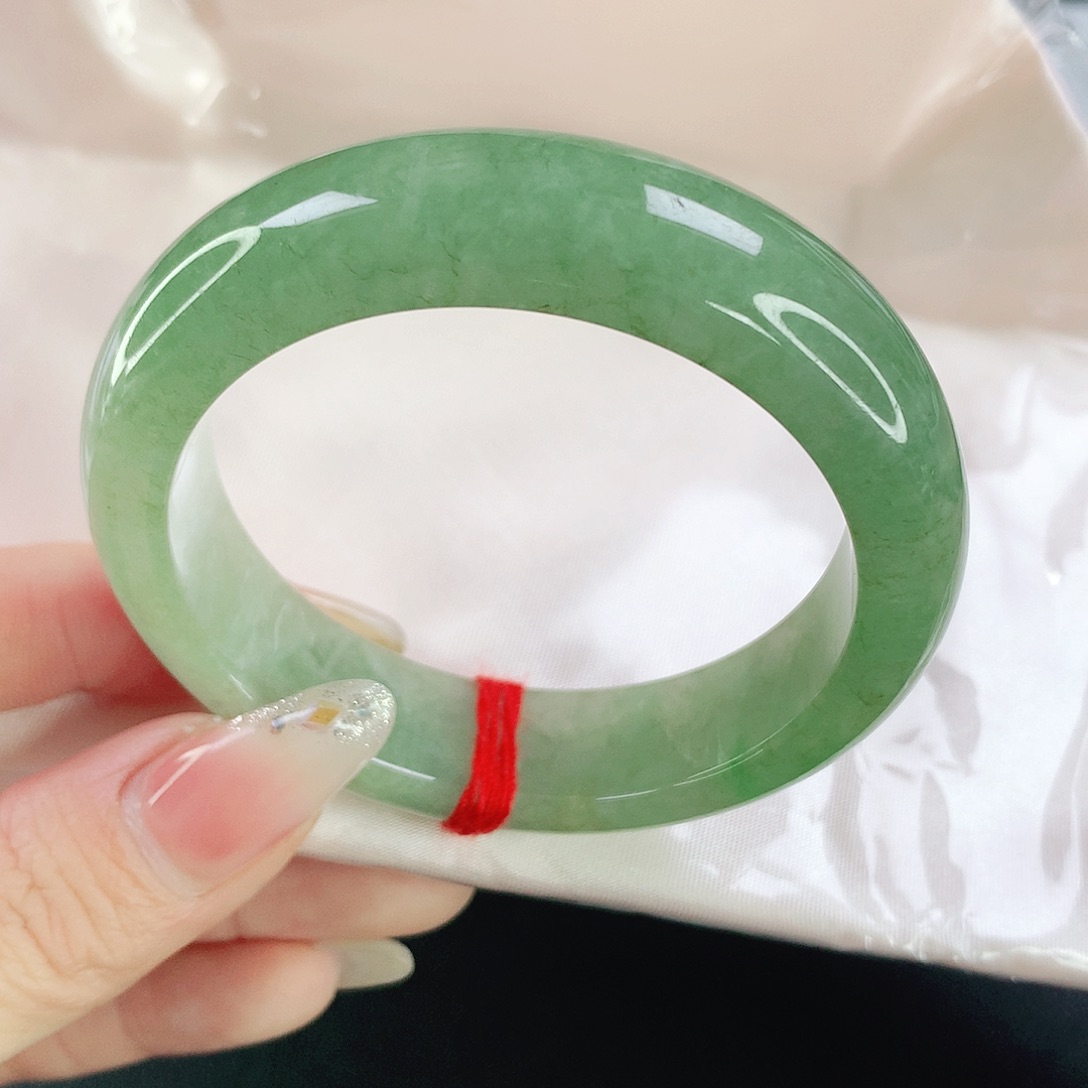 翡翠手镯未镶嵌207翡翠