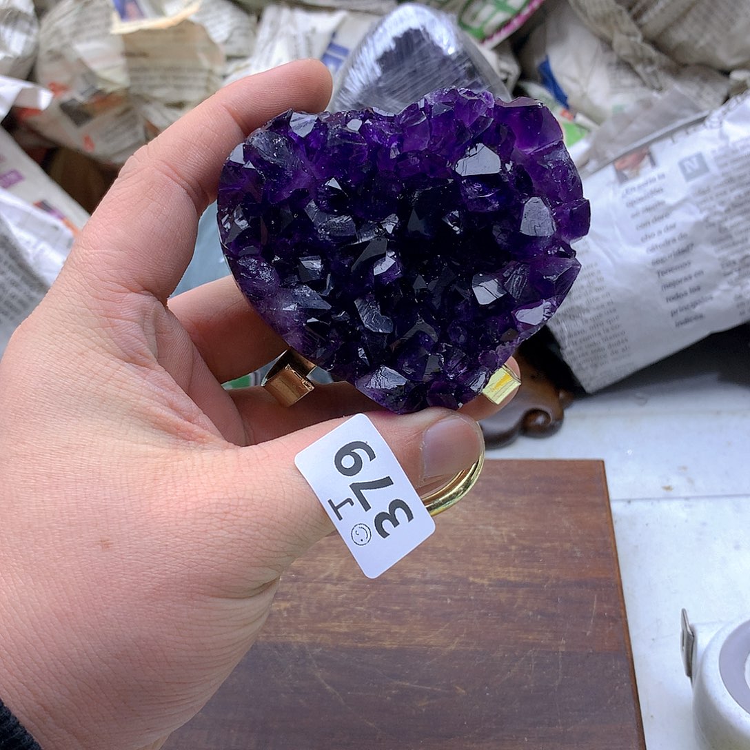 紫晶大型摆件（非配饰）未镶嵌