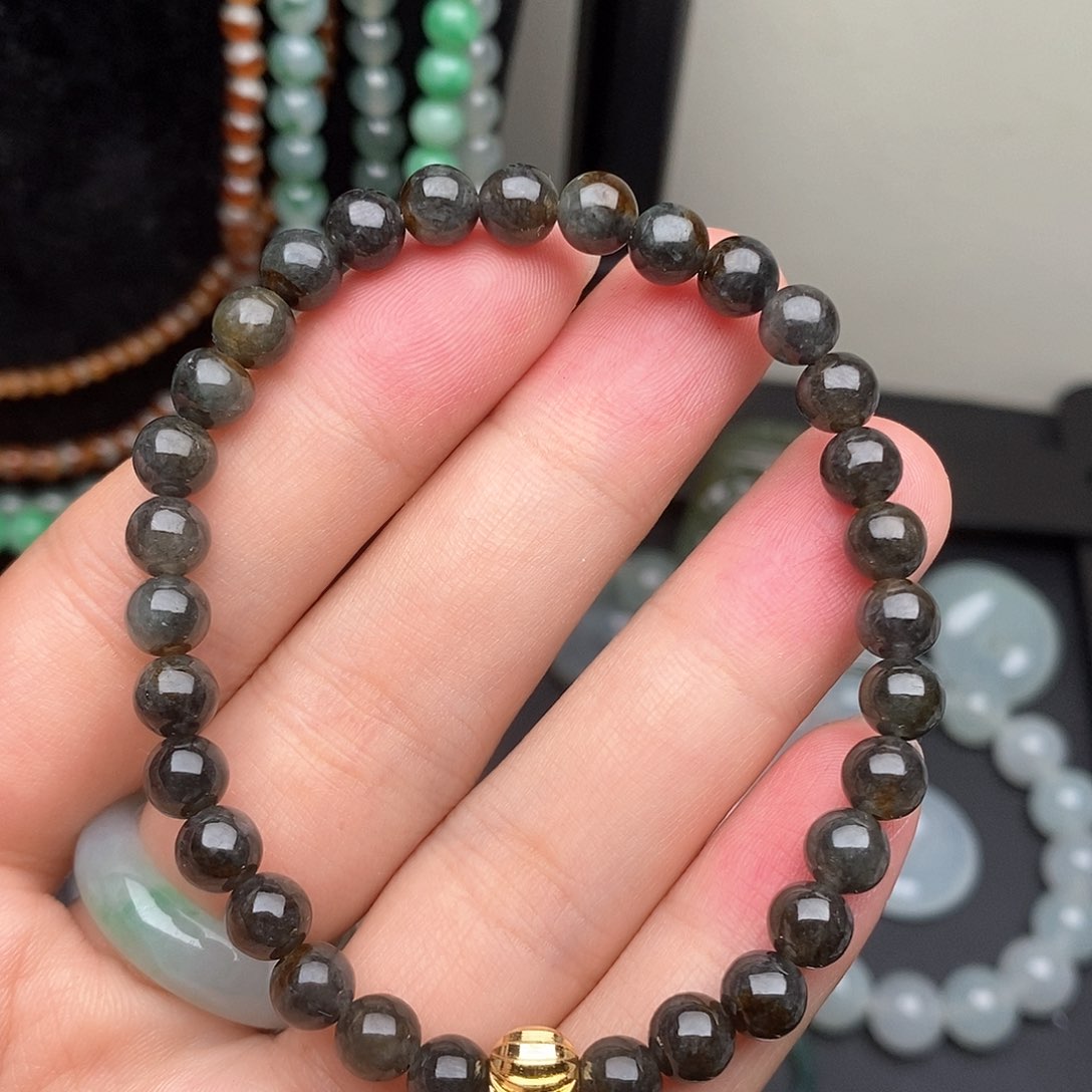 定制翡翠未镶嵌卡6.7