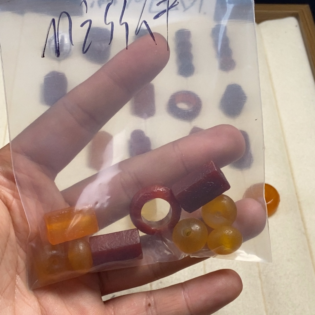 M***仲玛瑙/玉髓未镶嵌颈饰