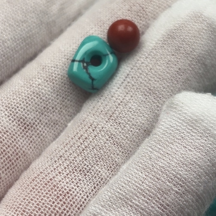 南红玛瑙未镶嵌珠宝奇石