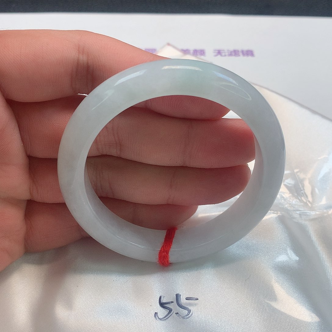 翡翠手镯未镶嵌268号