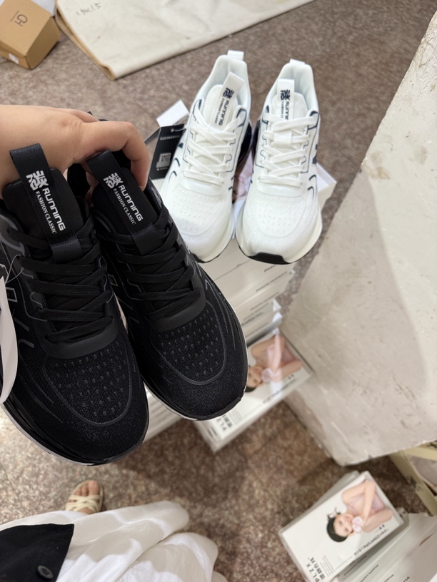 君君男鞋跟高3厘米轻底81888