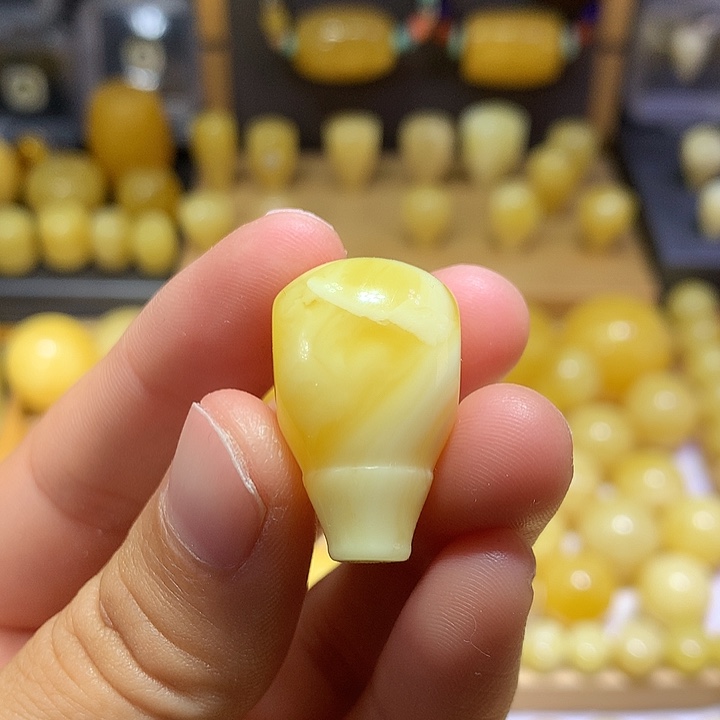 蜜蜡未镶嵌裸石天然原矿金白妖花蜜蜡三通16.8