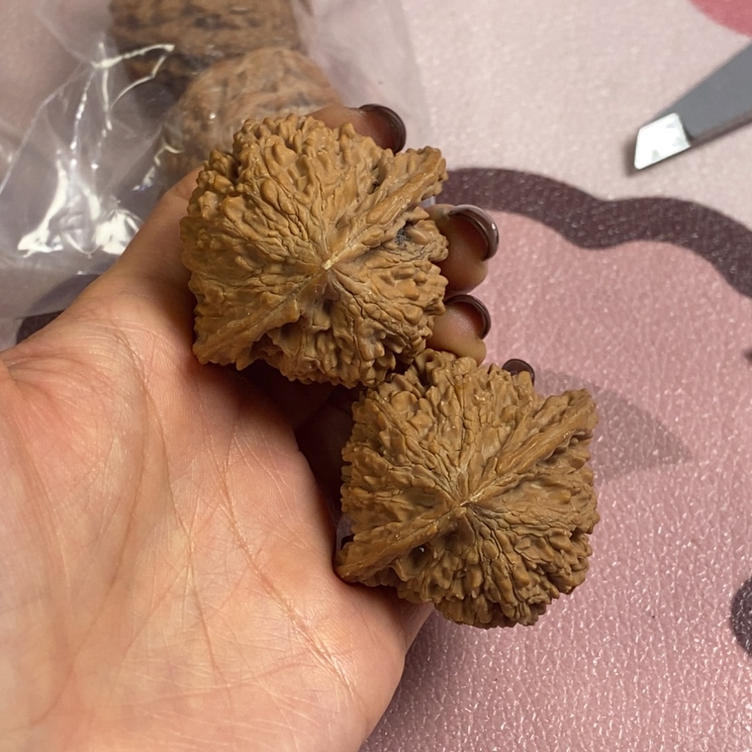 文玩核桃吊坠44星星100