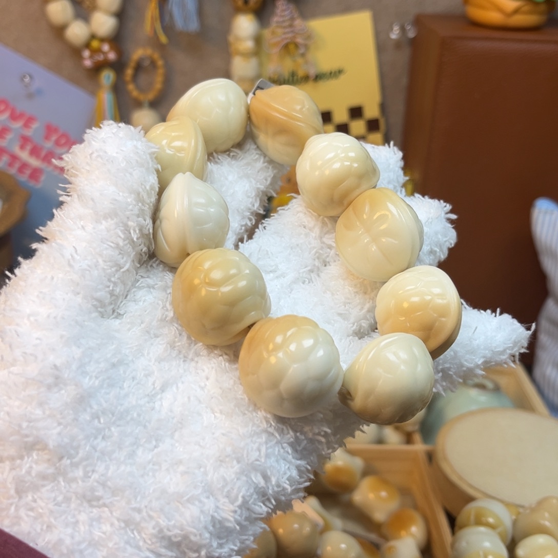 菩提根/象牙果吊坠12.31.9糖心色富甲天下