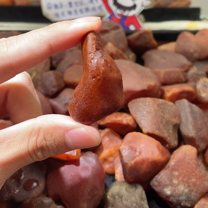 裸石琥珀未镶嵌吊坠