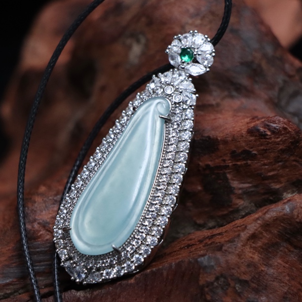 “霖豆”收藏级天然翡翠蓝水翡翠吊坠s925银镶