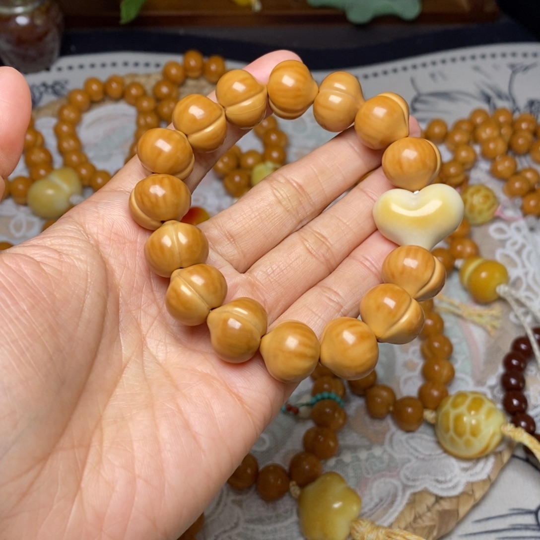 猴头核桃吊坠屁桃15加