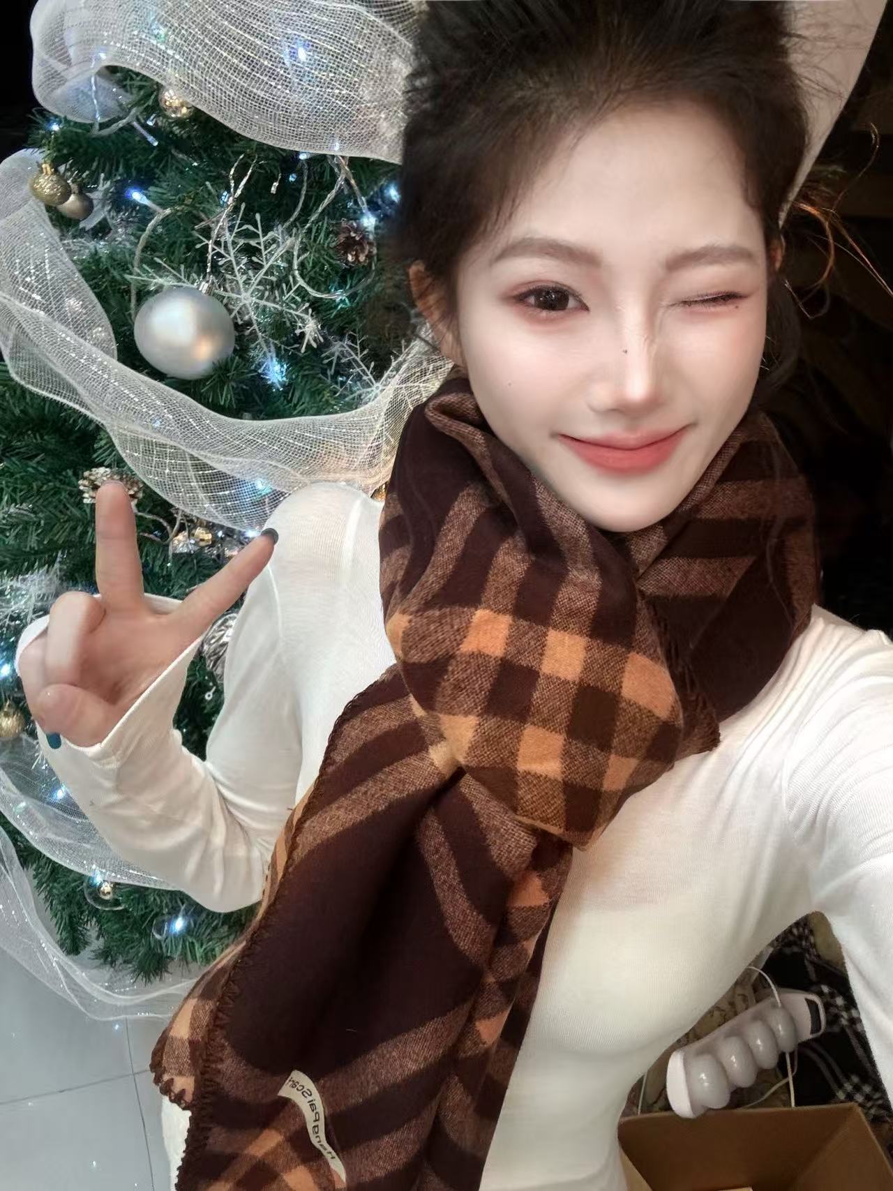 不掉色女厚款格子休闲风法式围巾格纹百搭流苏