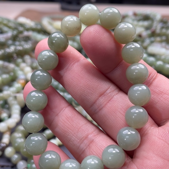 和田玉手链未镶嵌