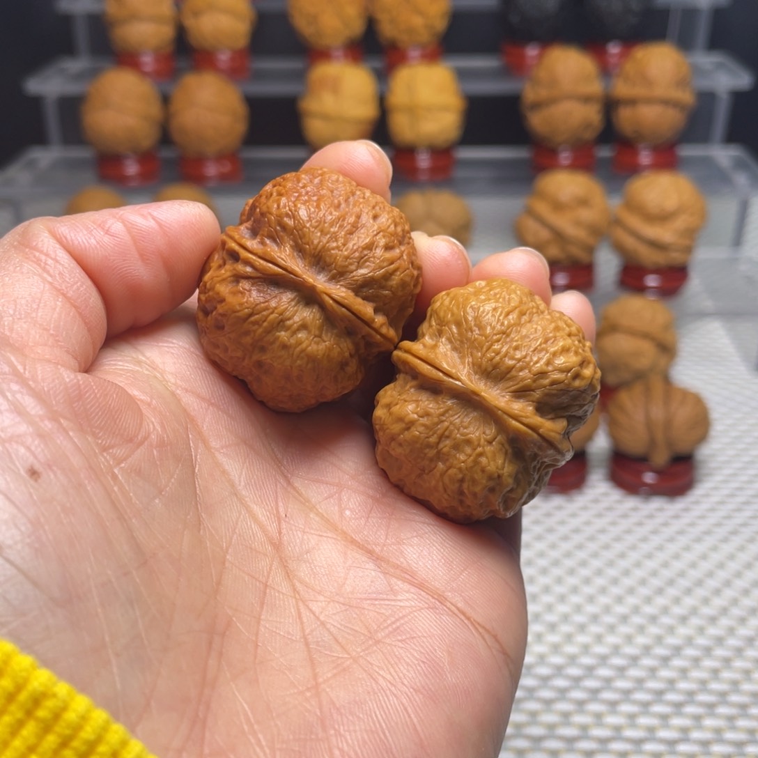 文玩核桃把件36虎头蛙