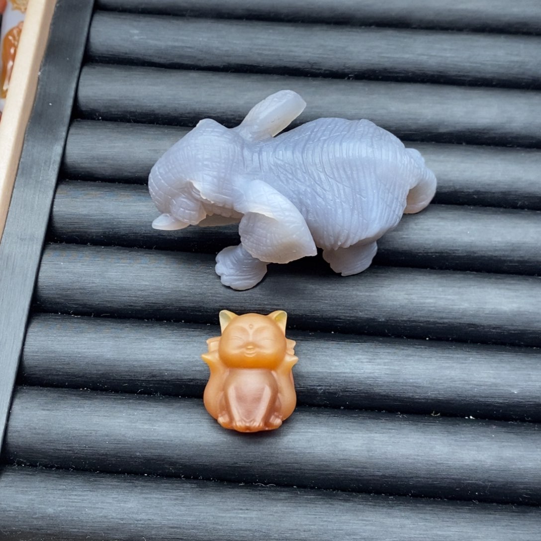 宁***多玛瑙/玉髓未镶嵌颈饰