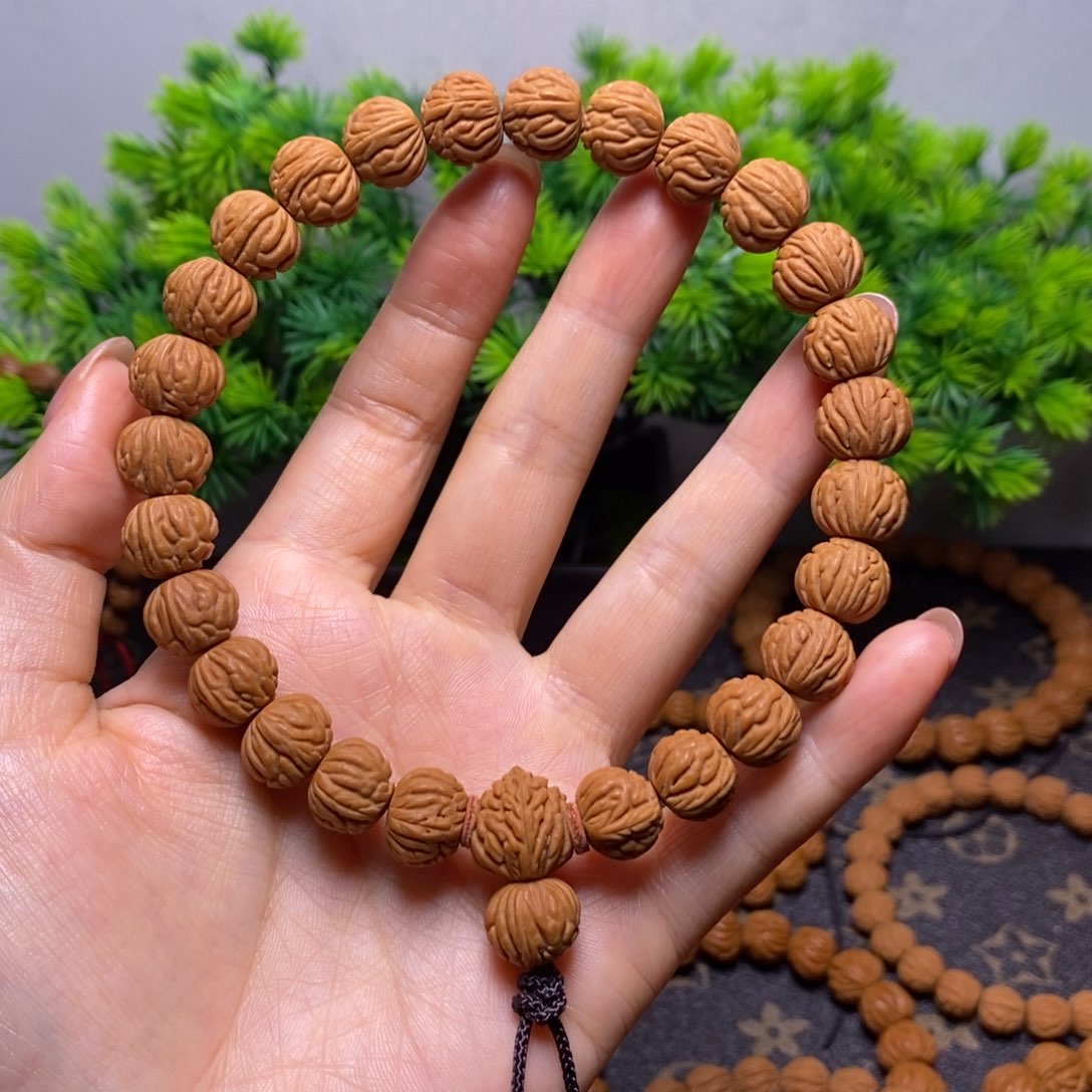 乔***木桃核手串秦岭桃核