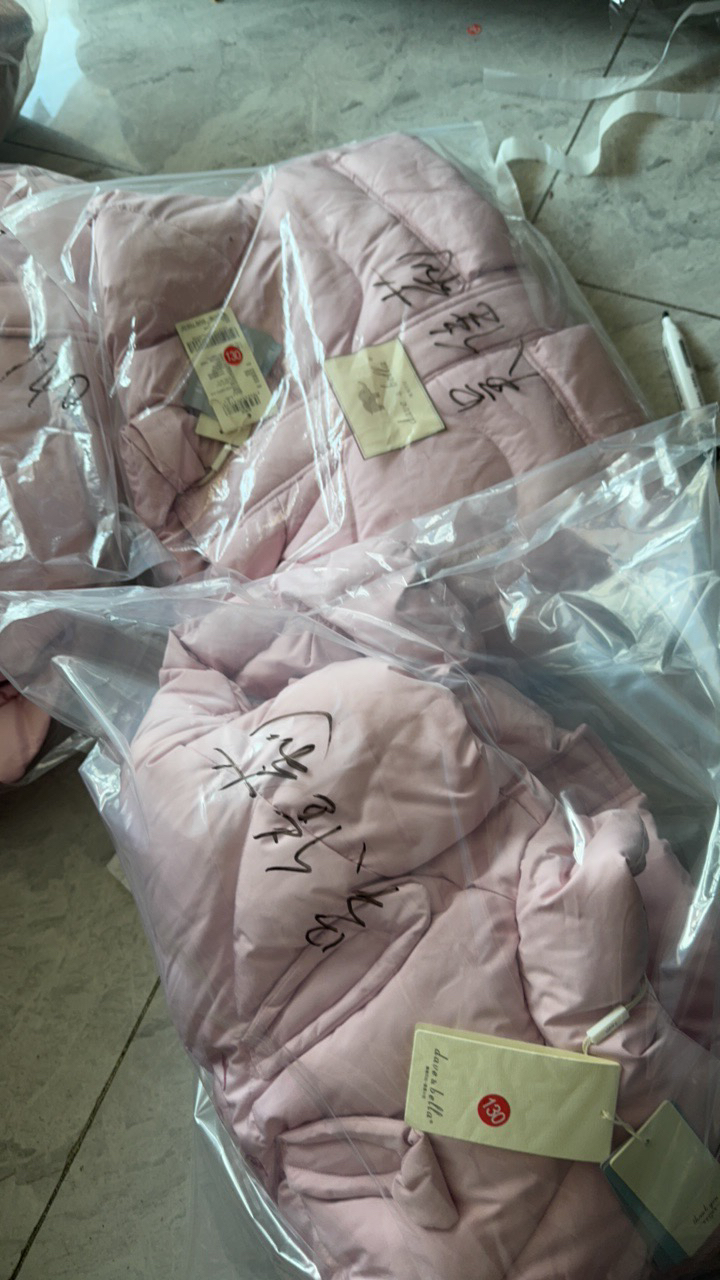 短款常规款连帽羽不退