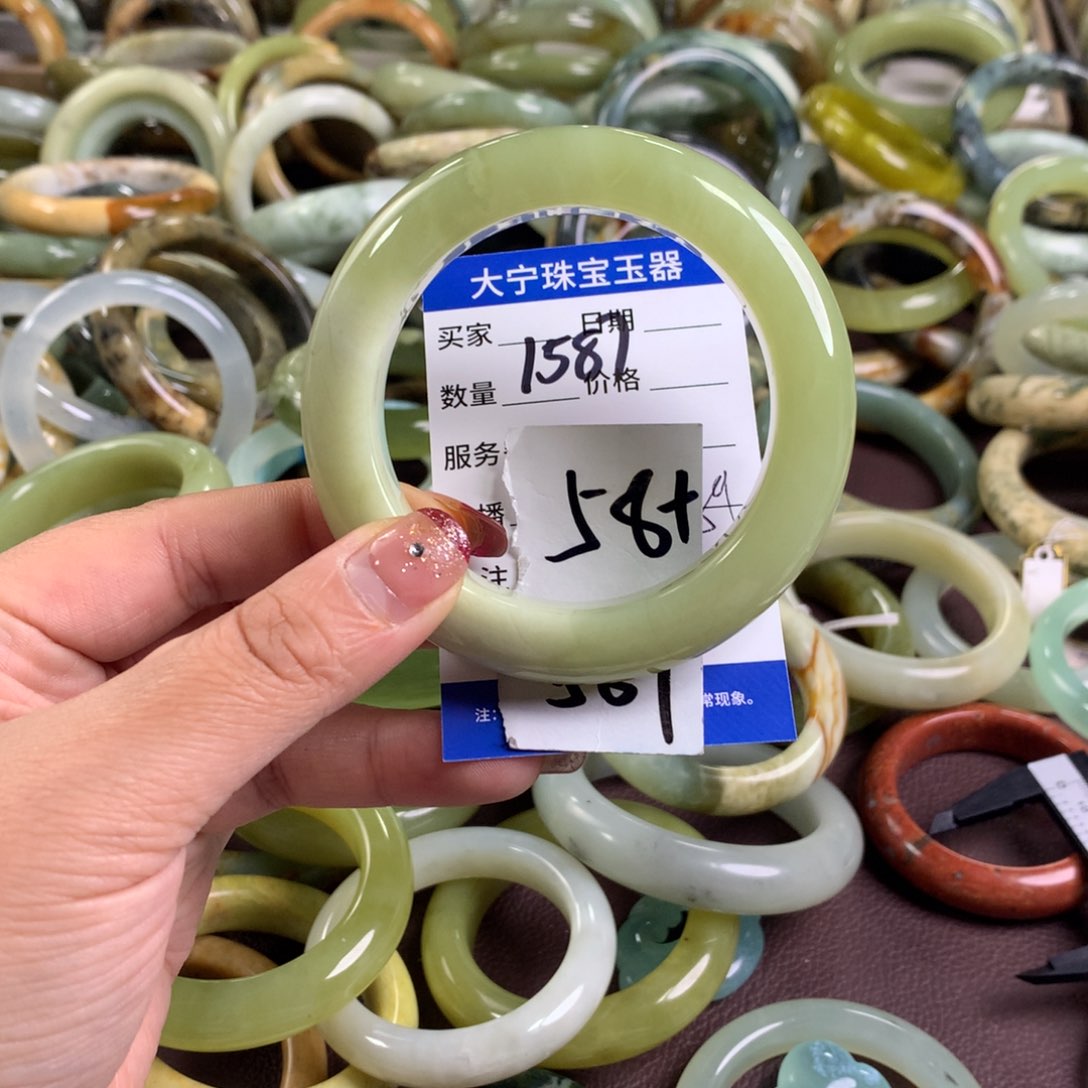 蛇纹石玉手镯未镶嵌1587