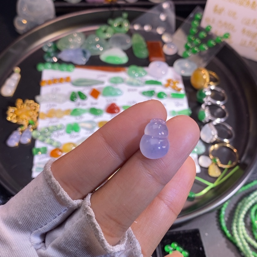 【闪购商品】翡翠挂件未镶嵌葫芦