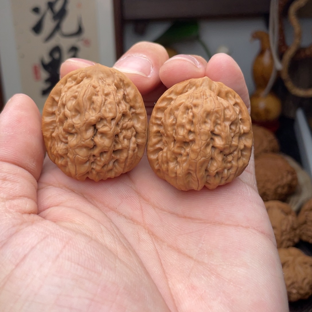 文玩核桃把件野生霸王36