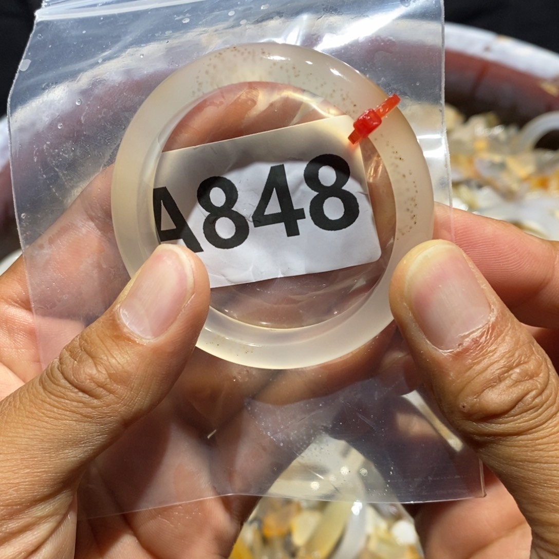 猫***猫玛瑙/玉髓未镶嵌手镯