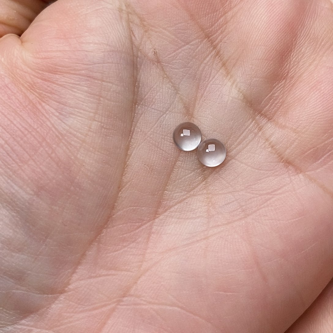 翡翠颈饰未镶嵌蛋面