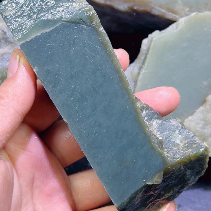 和田玉未镶嵌珠宝半成品