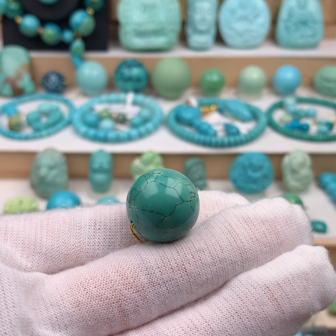 三****未镶嵌绿松石珠宝奇石
