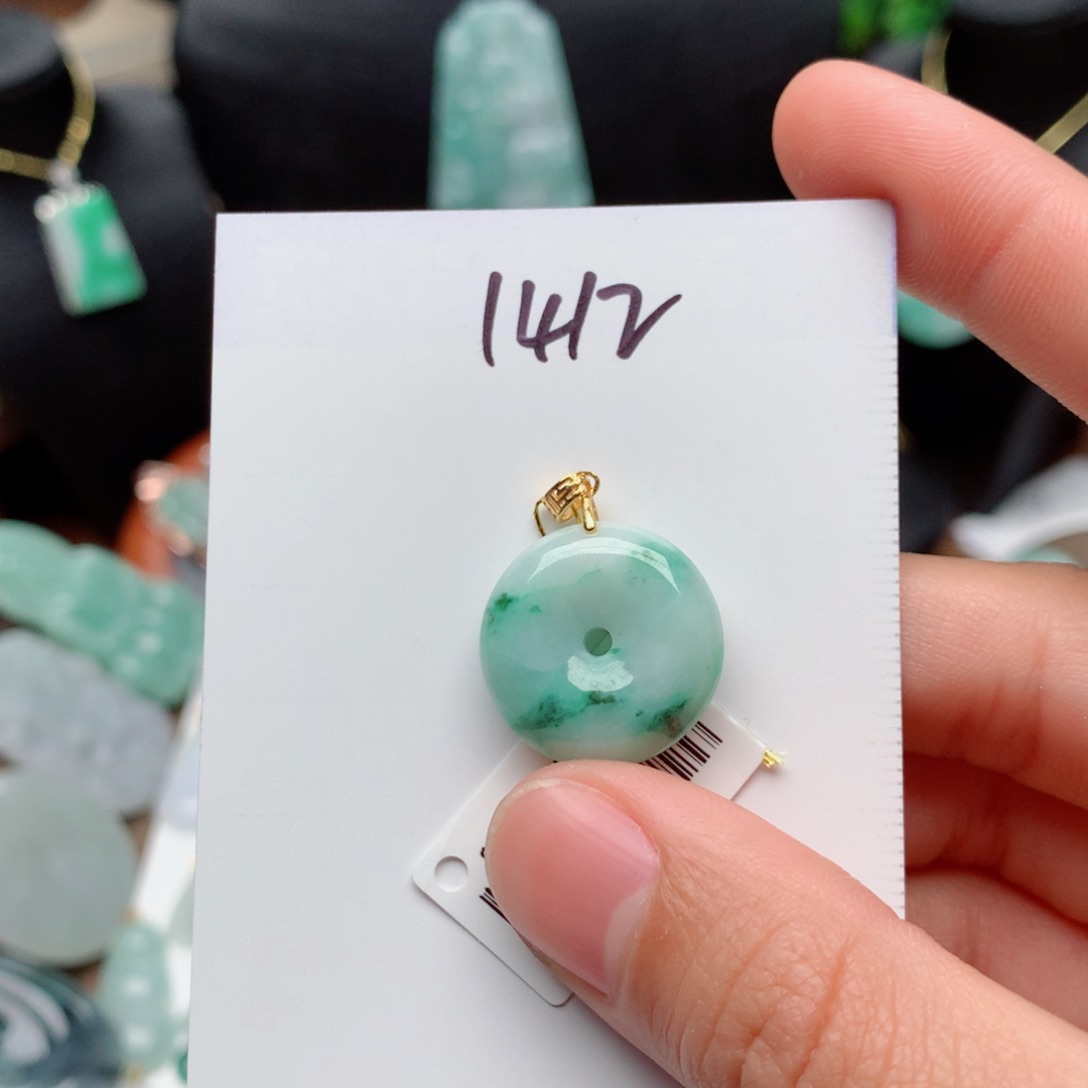 翡翠颈饰银S925镀金镶嵌吊坠