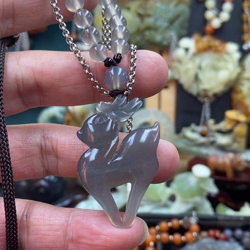 【闪购商品】蛇纹石玉吊坠未镶嵌