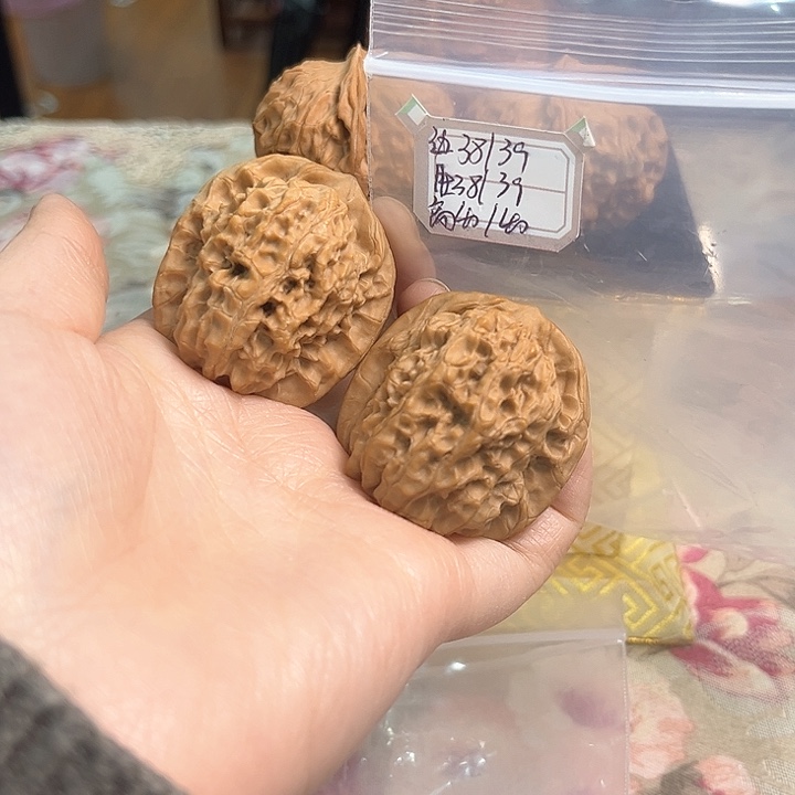 文玩核桃把件非嫁接马老四