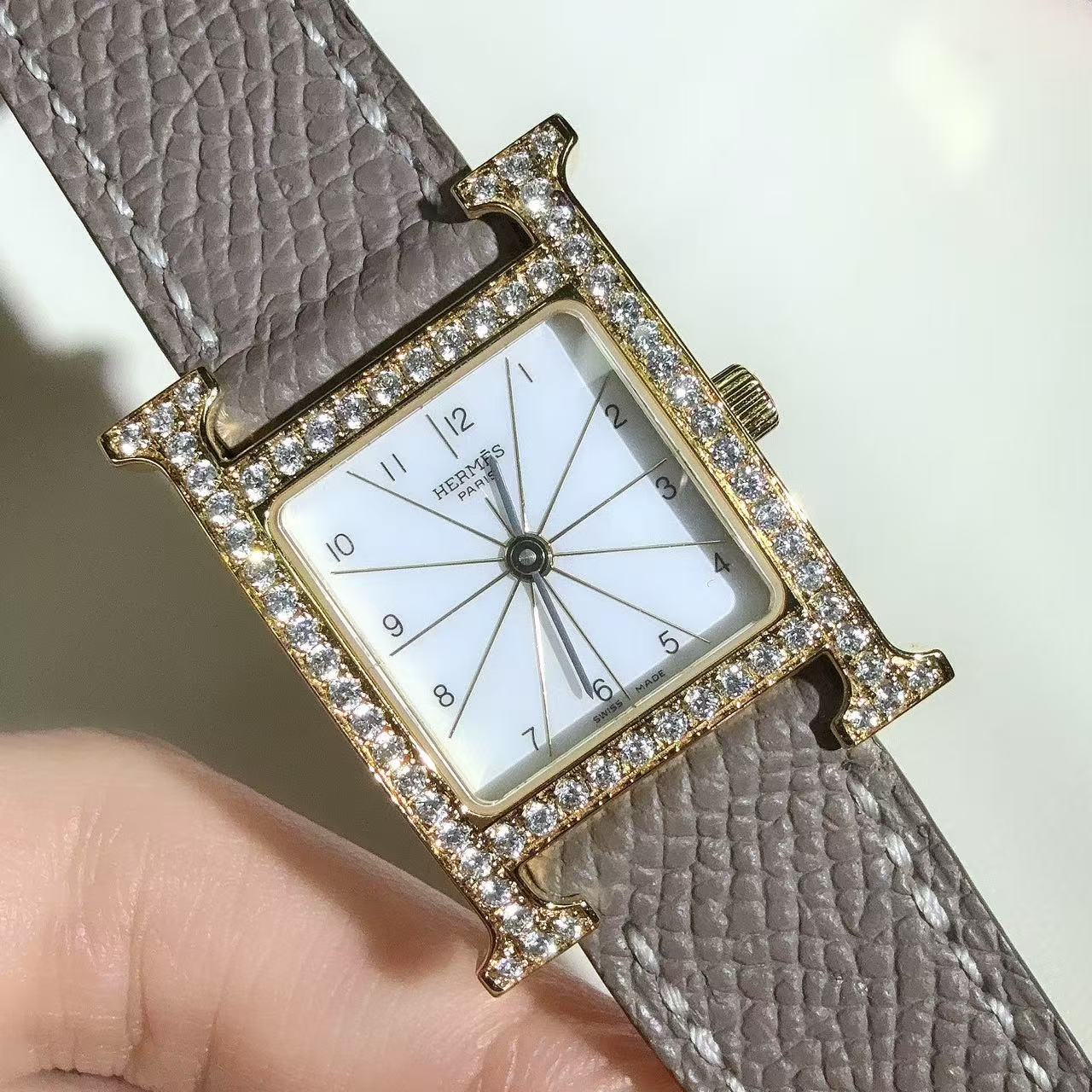 99新 Hermes/爱马仕 H hour系列 石英机芯 后镶钻 表径21mm