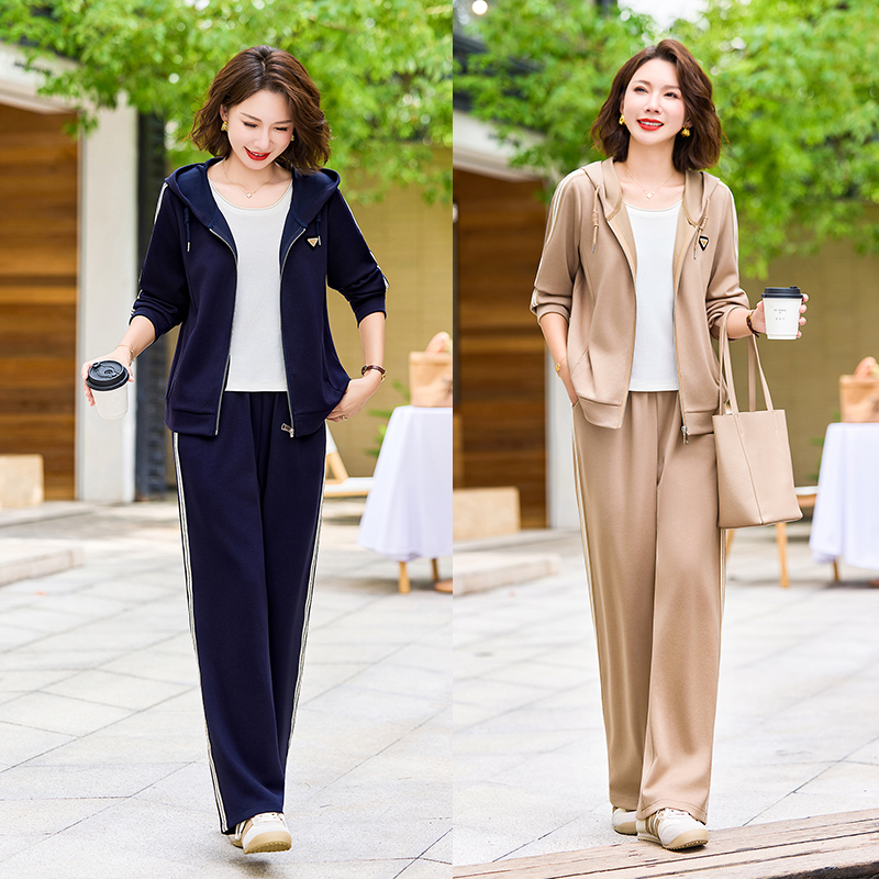 年轻妈妈秋装洋气套装2025新款中年女装春秋运动服外套上衣两件套