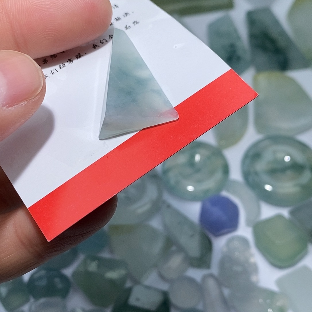 翡翠未镶嵌颈饰7544