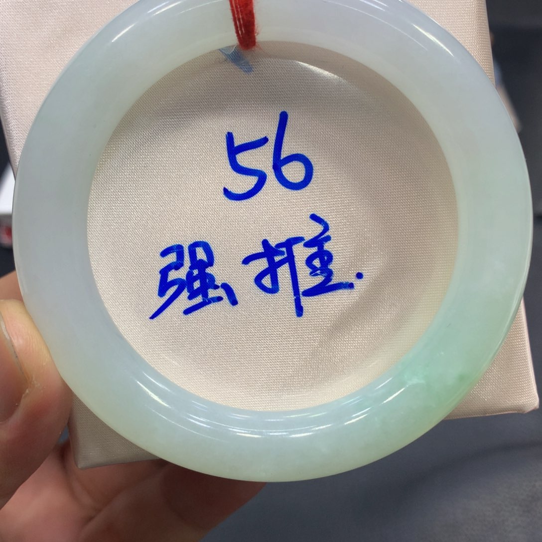 翡翠手镯（圆镯）未镶嵌