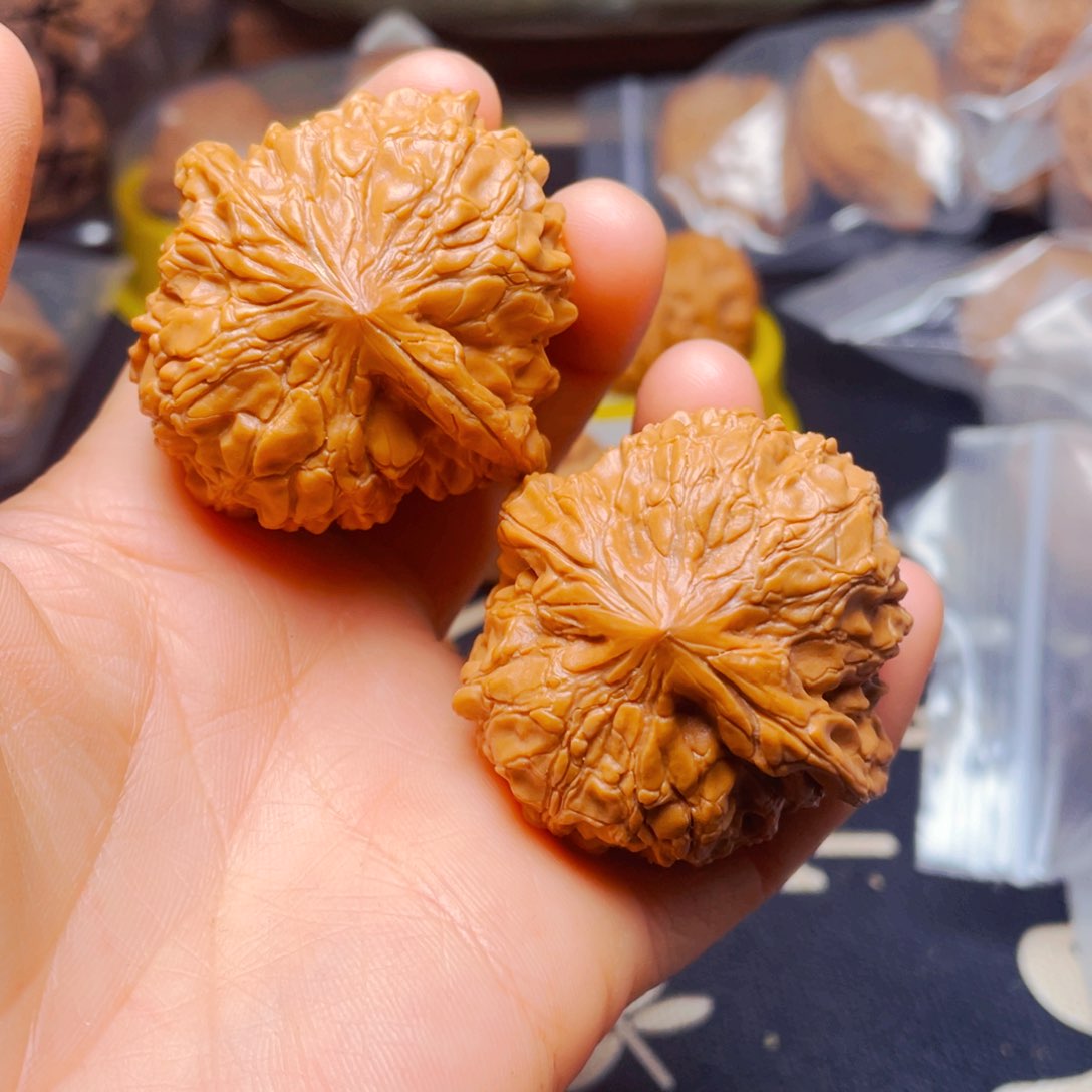 吊坠文玩核桃和尚头