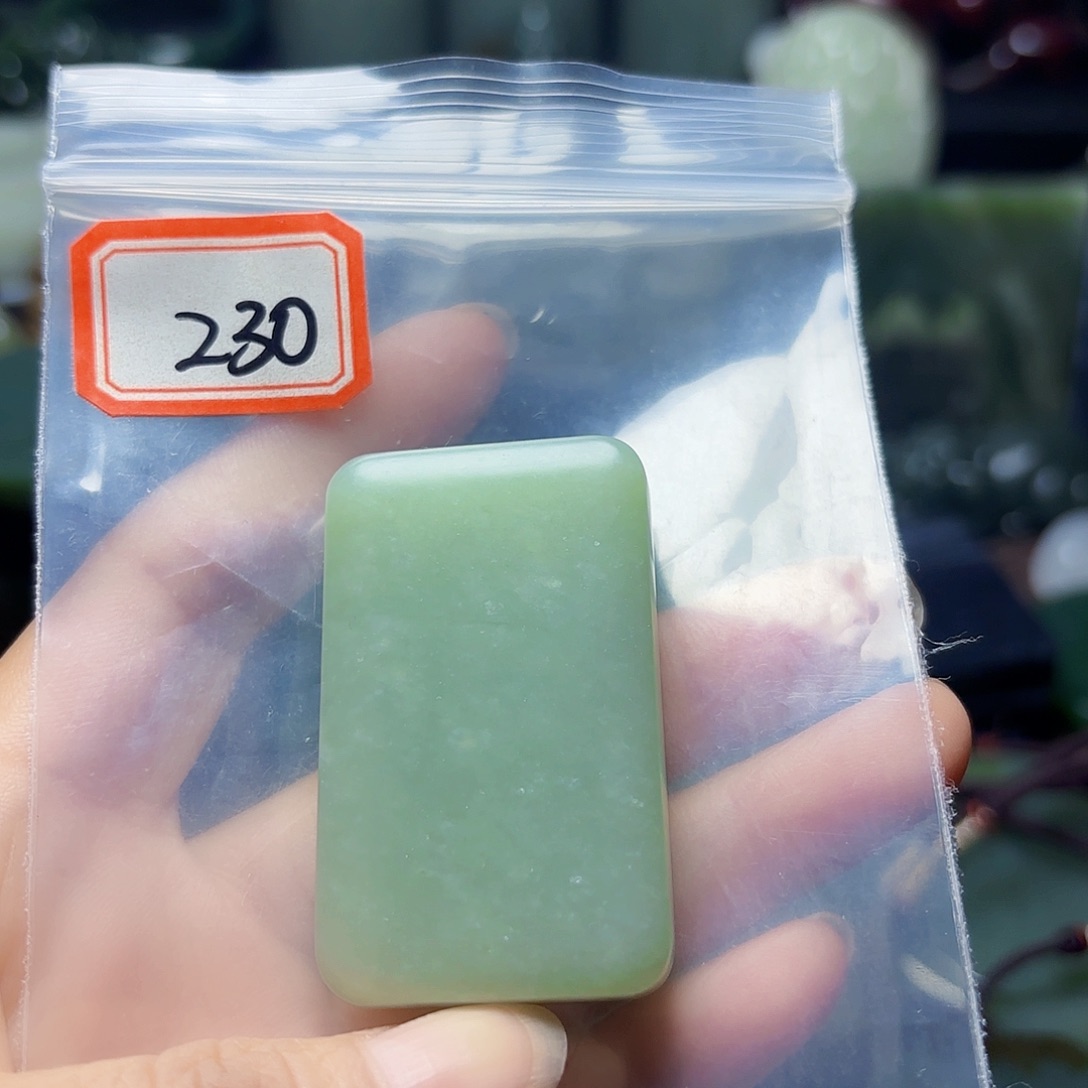 和田玉未镶嵌珠宝半成品