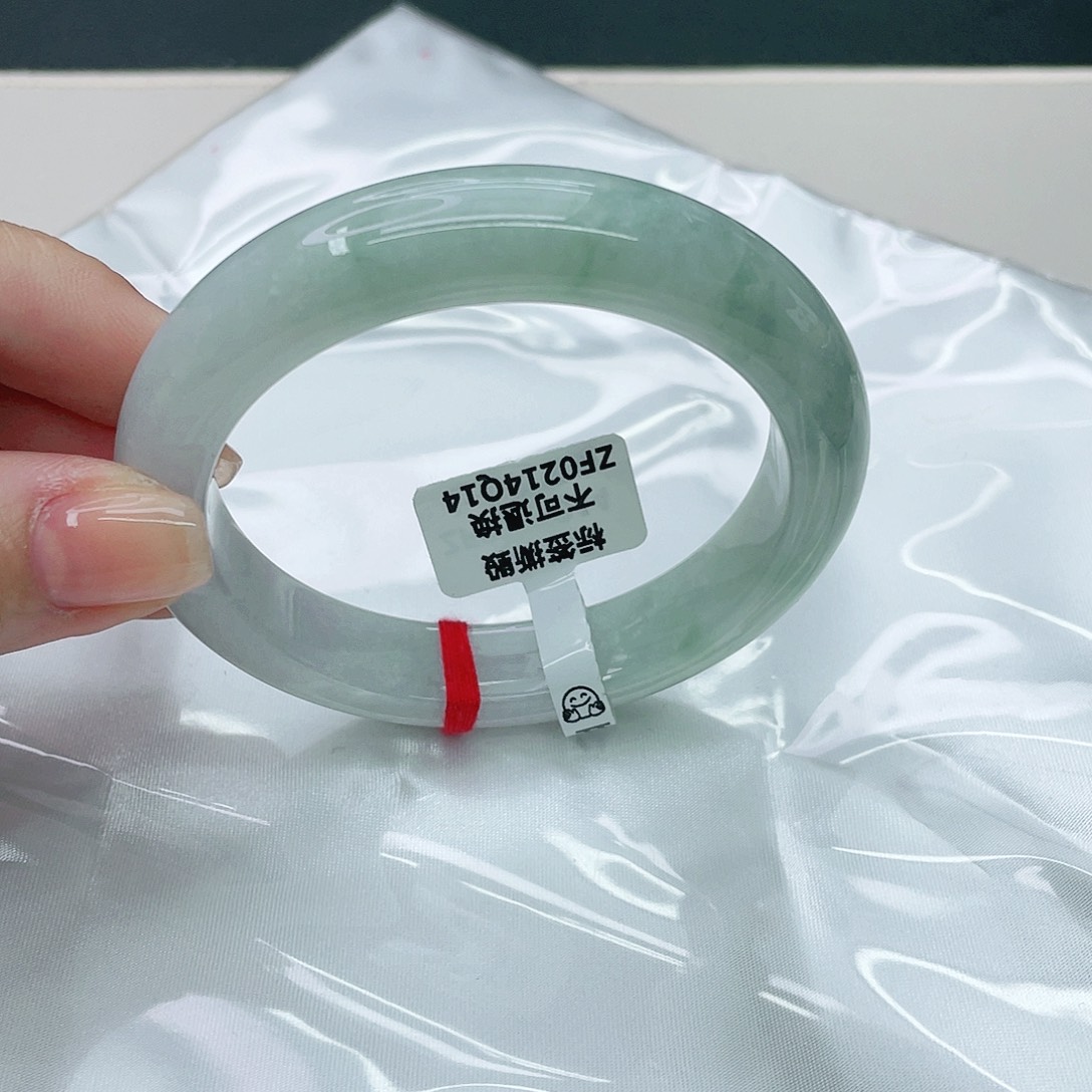 翡翠手镯未镶嵌正58.2