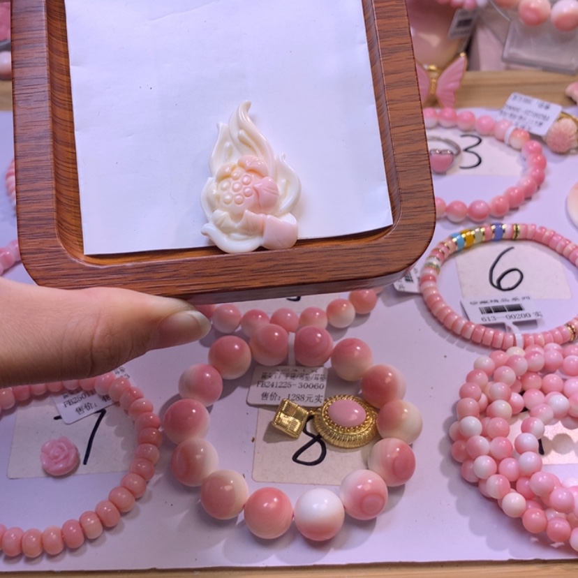【闪购商品】查罗石颈饰合金福利编号40