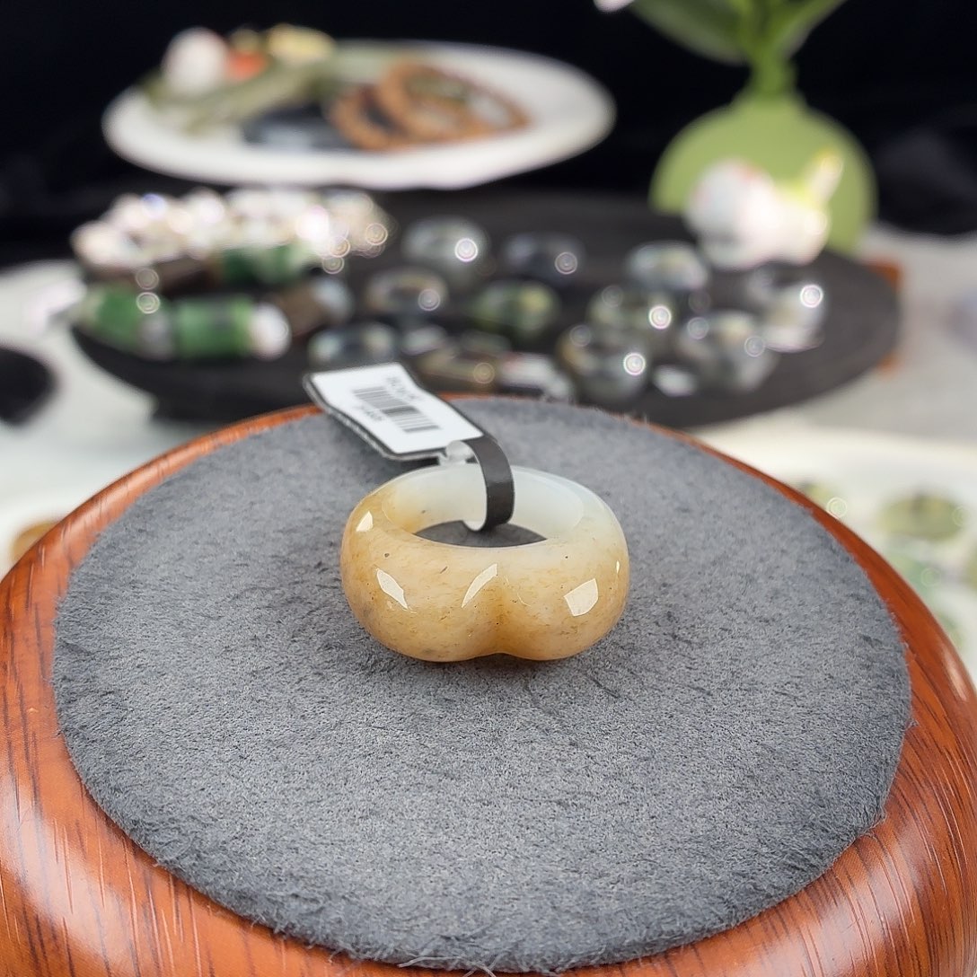 和田玉（糖玉）未镶嵌戒指b35糖白猫耳17.7