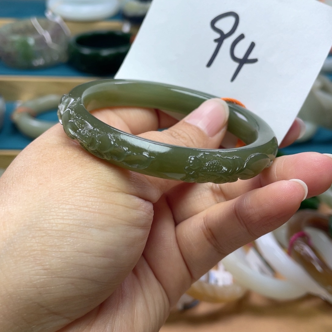 未镶嵌手镯和田玉圈口55