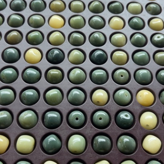 白玉菩提吊坠11/10海盐桶100卡灯牌宠100