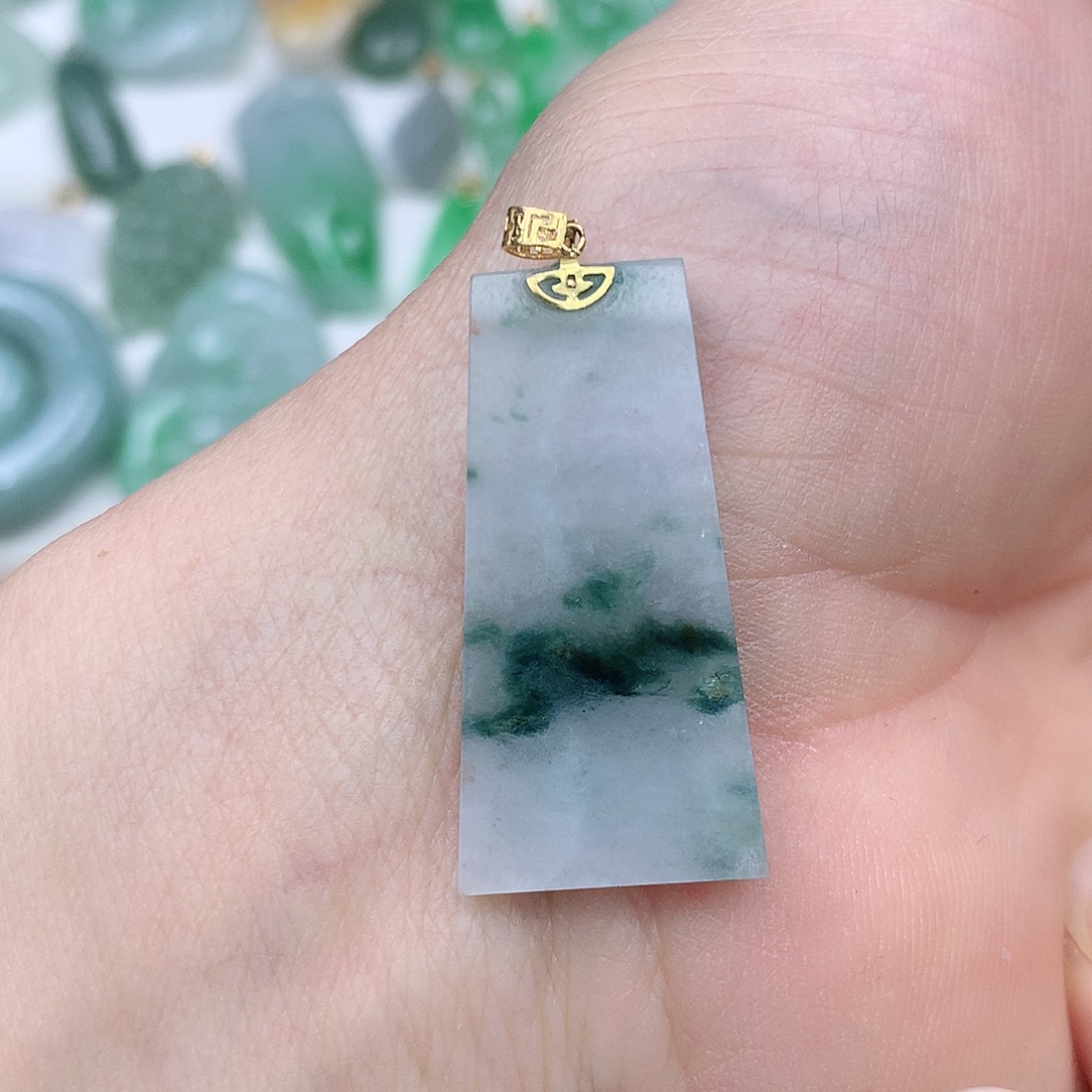 翡翠吊坠(不含链)18K金镶嵌