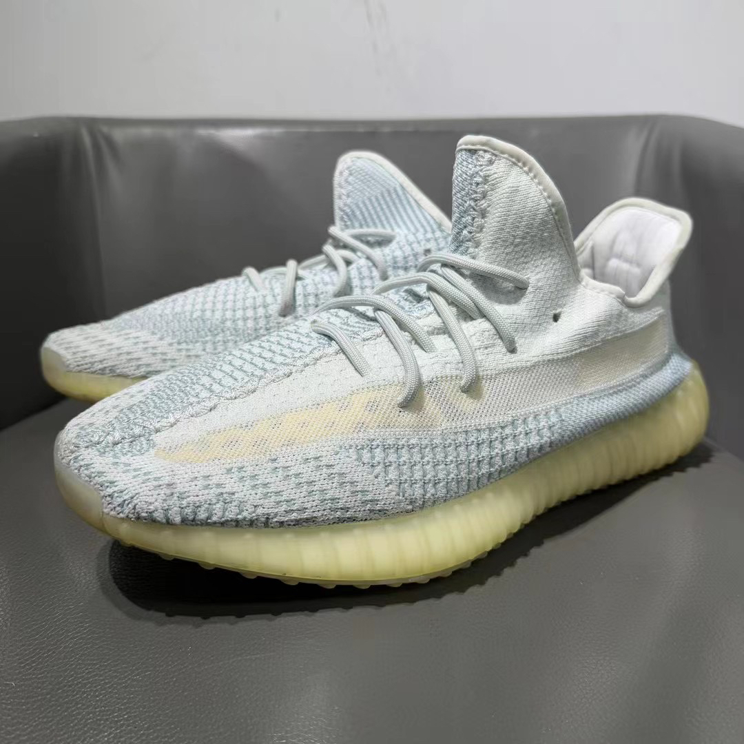 95新 adidas/阿迪达斯 46.5码 二手95新 yeezy 350冰蓝 运动鞋