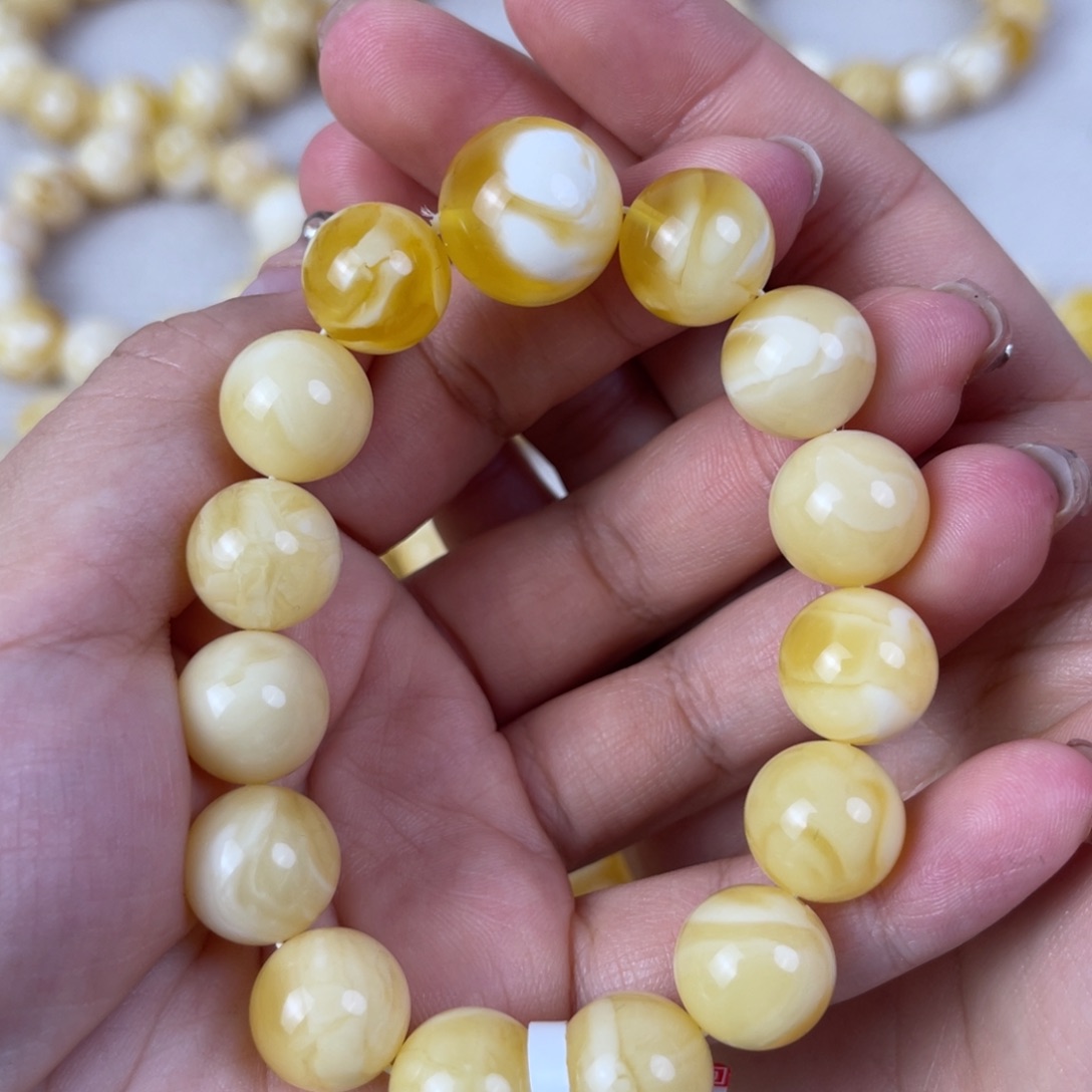 琥珀裸石未镶嵌尺寸13